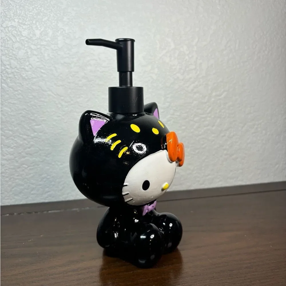 Hello Kitty Halloween Soap Dispenser